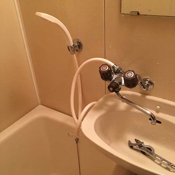 6　 浴室シャワーホース交換完了